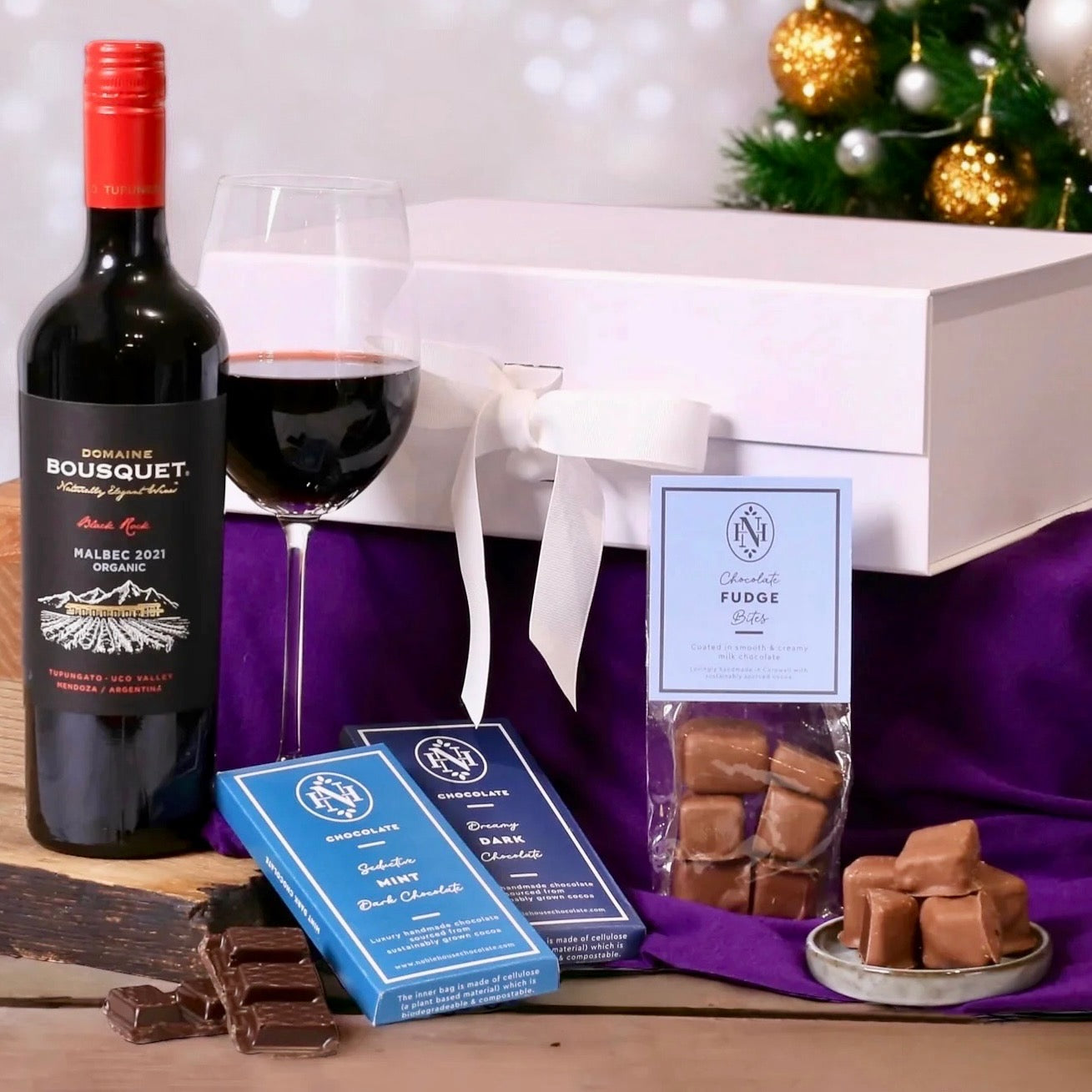 Red Wine Gift Box: Malbec & Chocs!