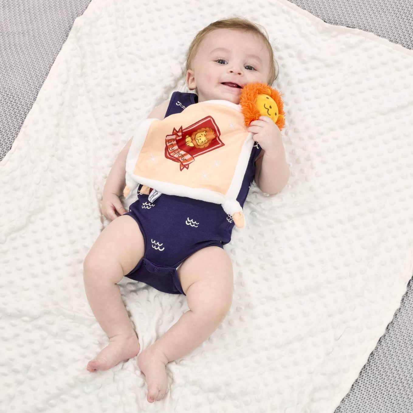 Gryffindor Comfort Blanket - My First Stars of Hogwarts and the World of Harry Potter