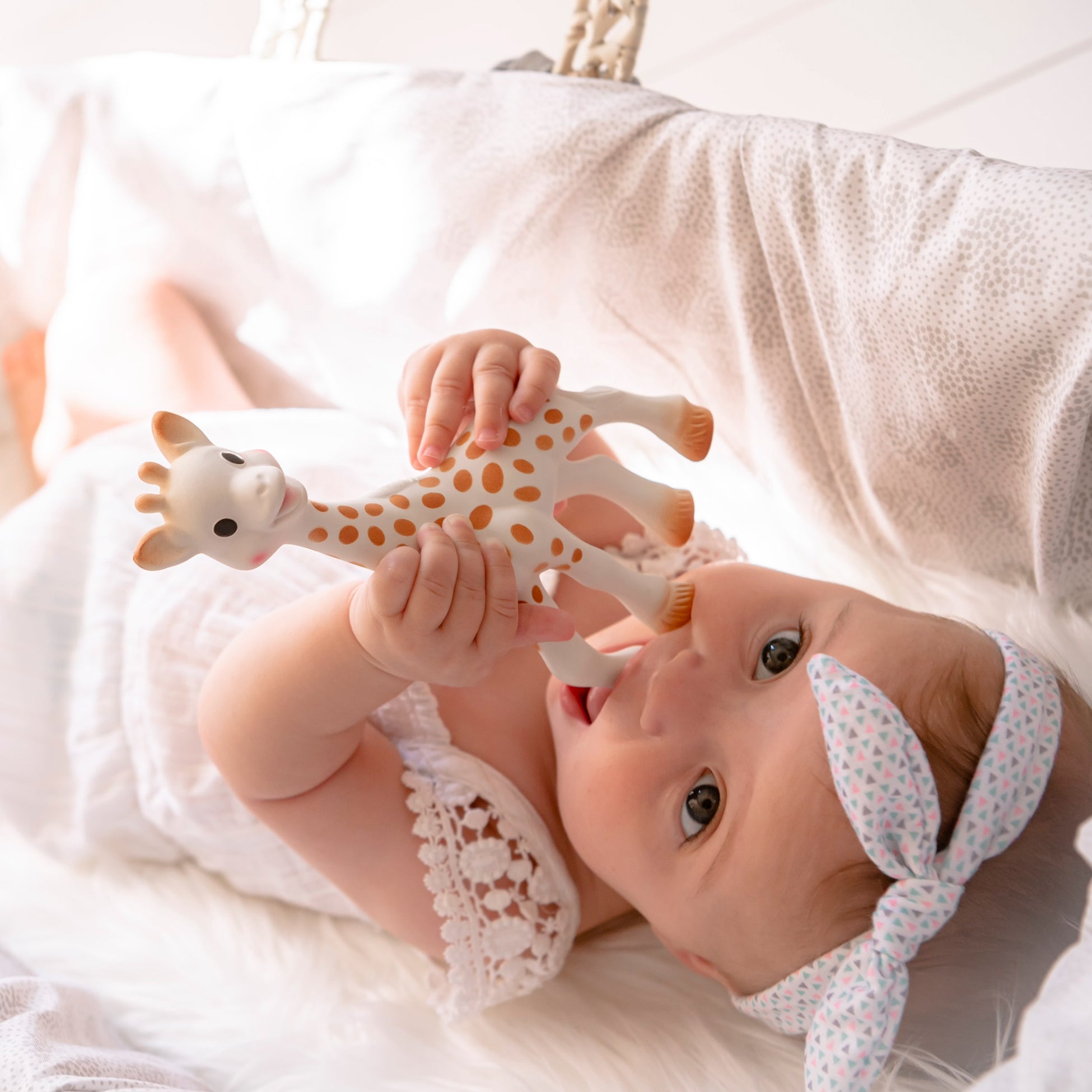 Luxury Baby Giraffe Gift Set with Sophie the Giraffe