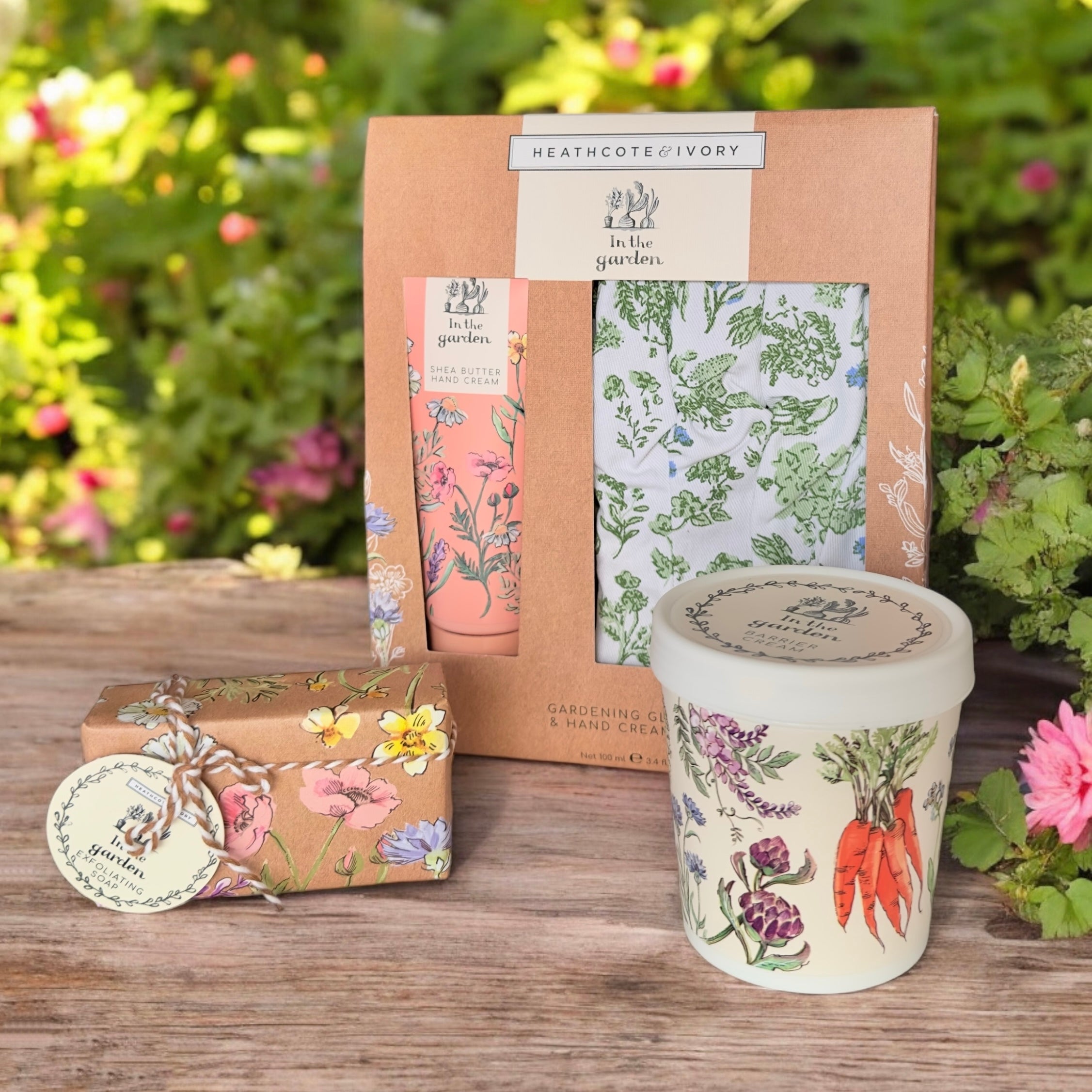 In The Garden Gift Set for Gardening Lovers