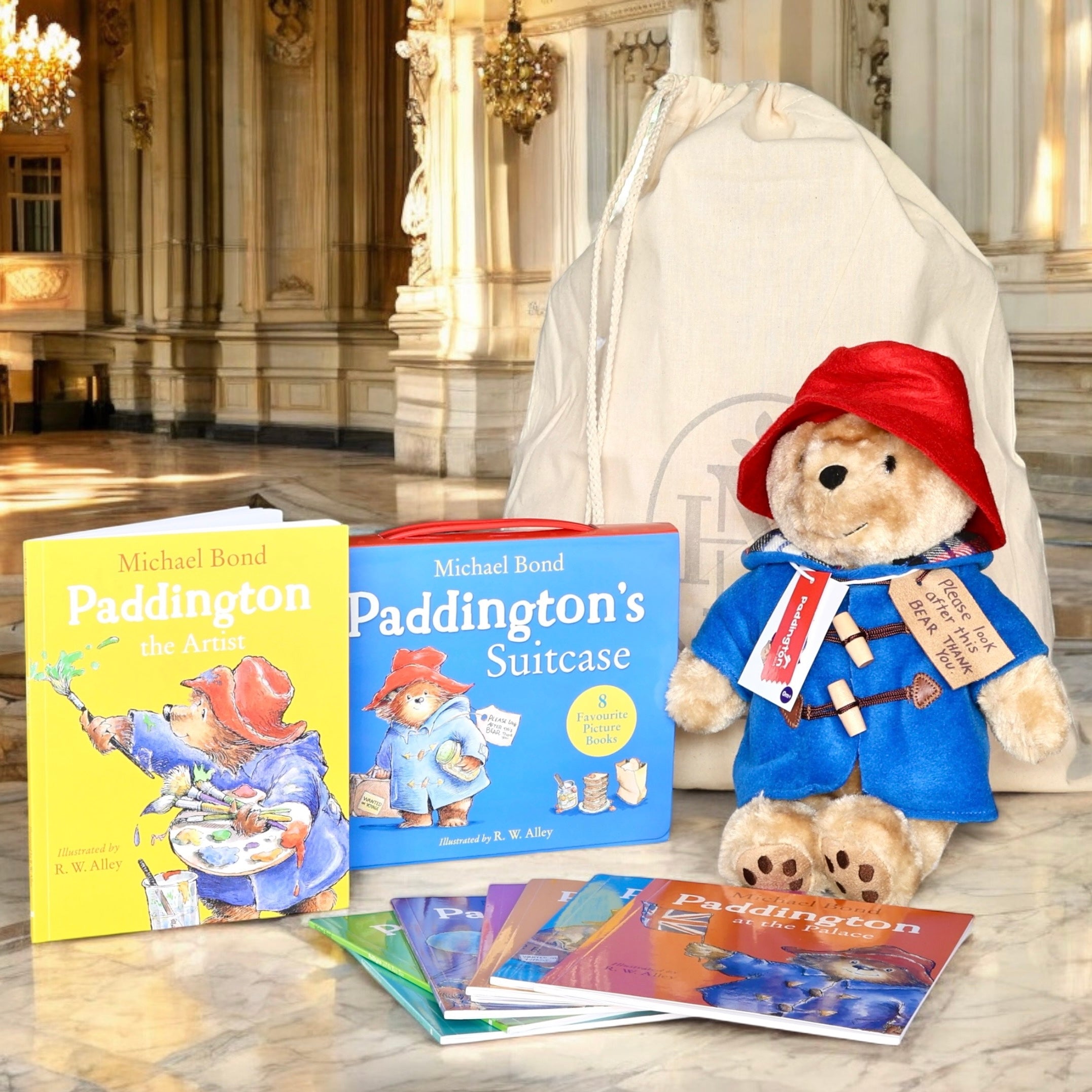 Paddington Bear Gift Set with Classic Paddington & Suitcase of Story Books