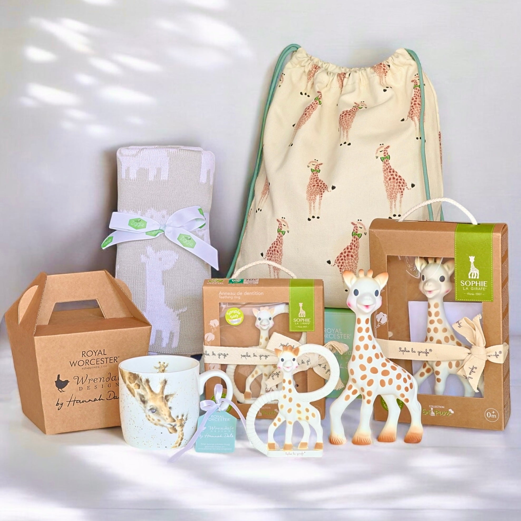 Luxury Baby Giraffe Gift Set with Sophie the Giraffe