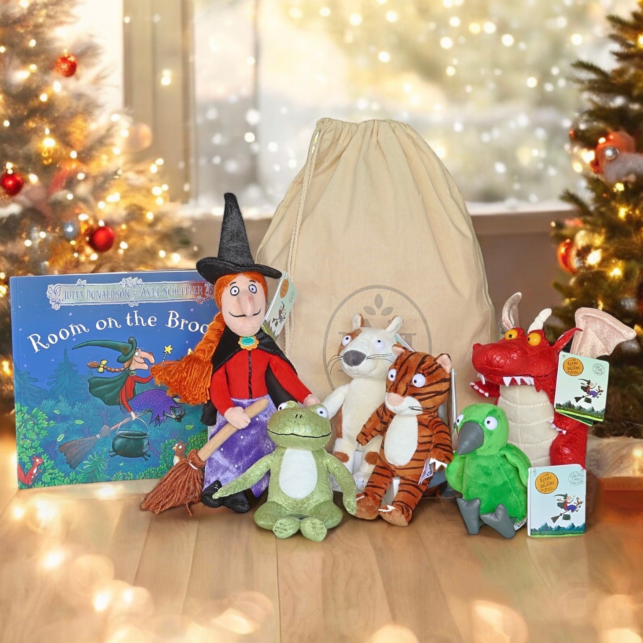 Room on the Broom Ultimate Gift Set with All The Character Soft Toys + Book