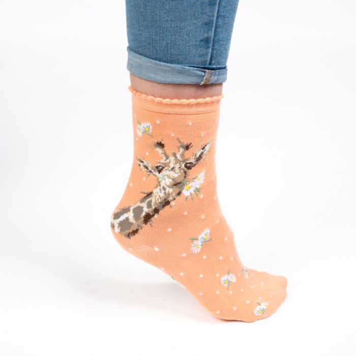 Wrendale Designs - 'Flowers' Giraffe Socks