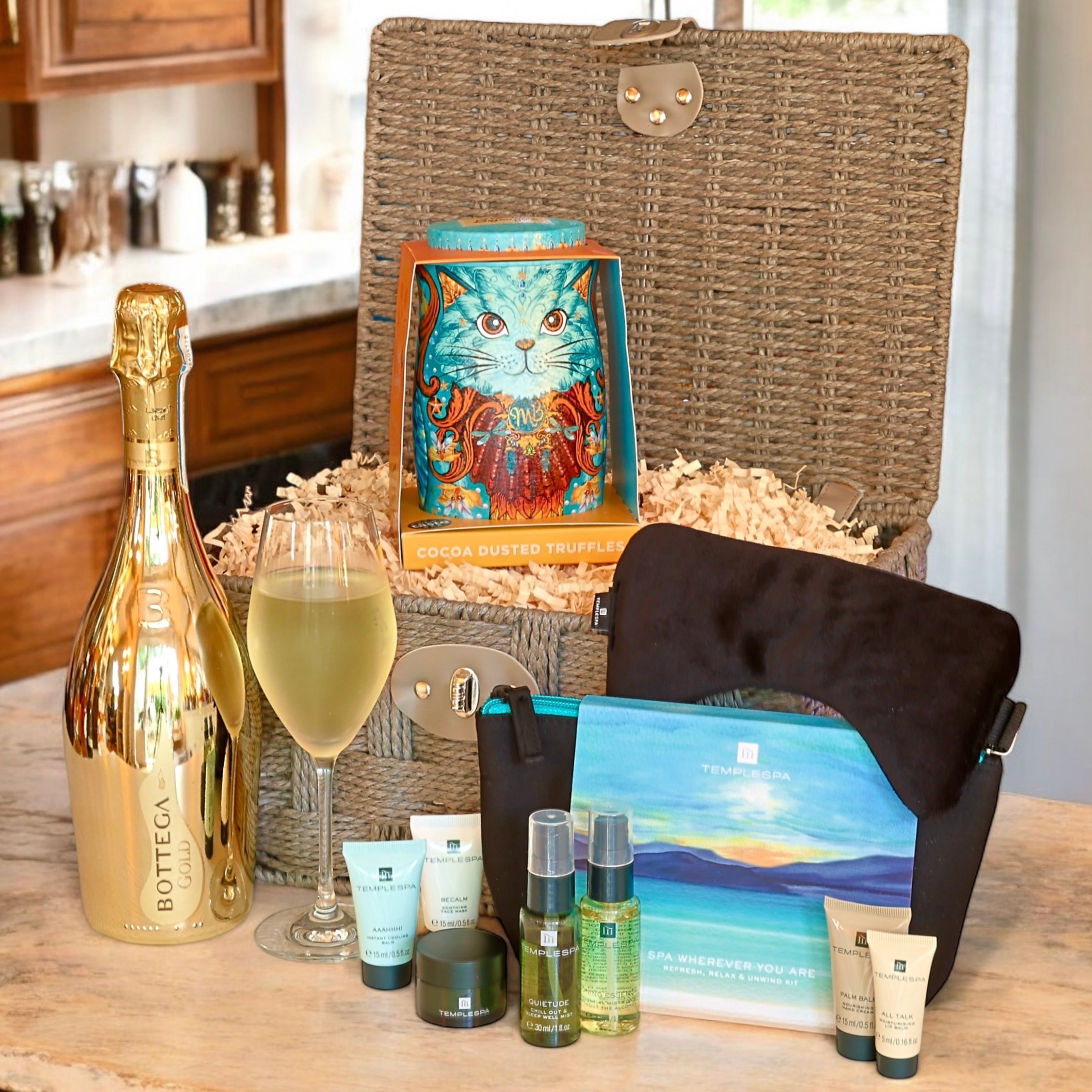 Beauty Hamper - Relax with Bubbles, Truffles & TempleSpa