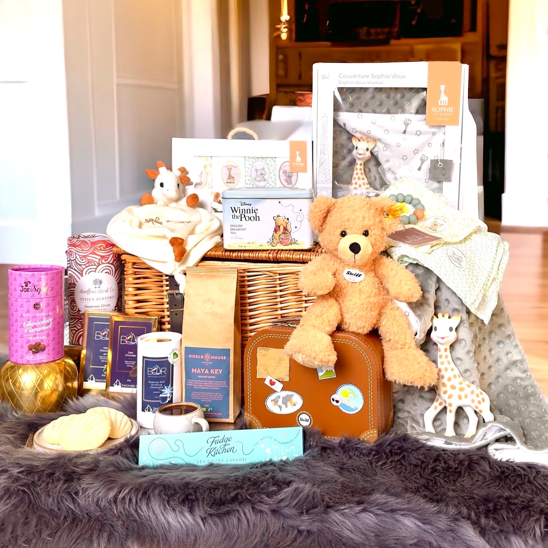 The Steiff Treasure Chest New Baby & Parent Hamper