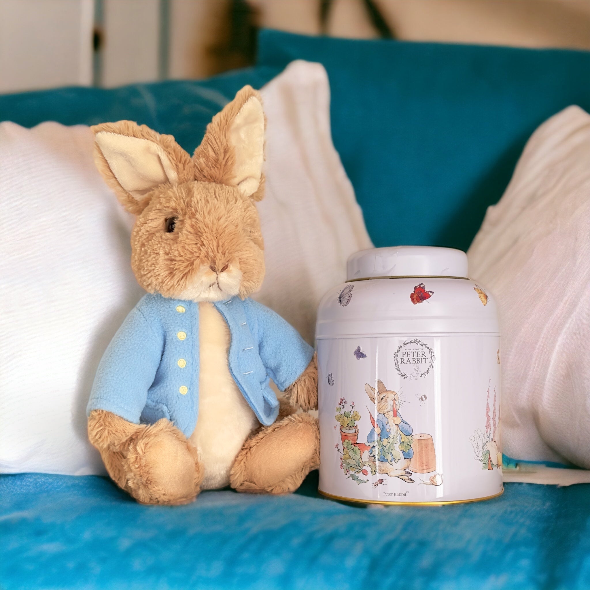 Official Beatrix Potter Peter Rabbit Gift Set with Tea Caddy and Plush