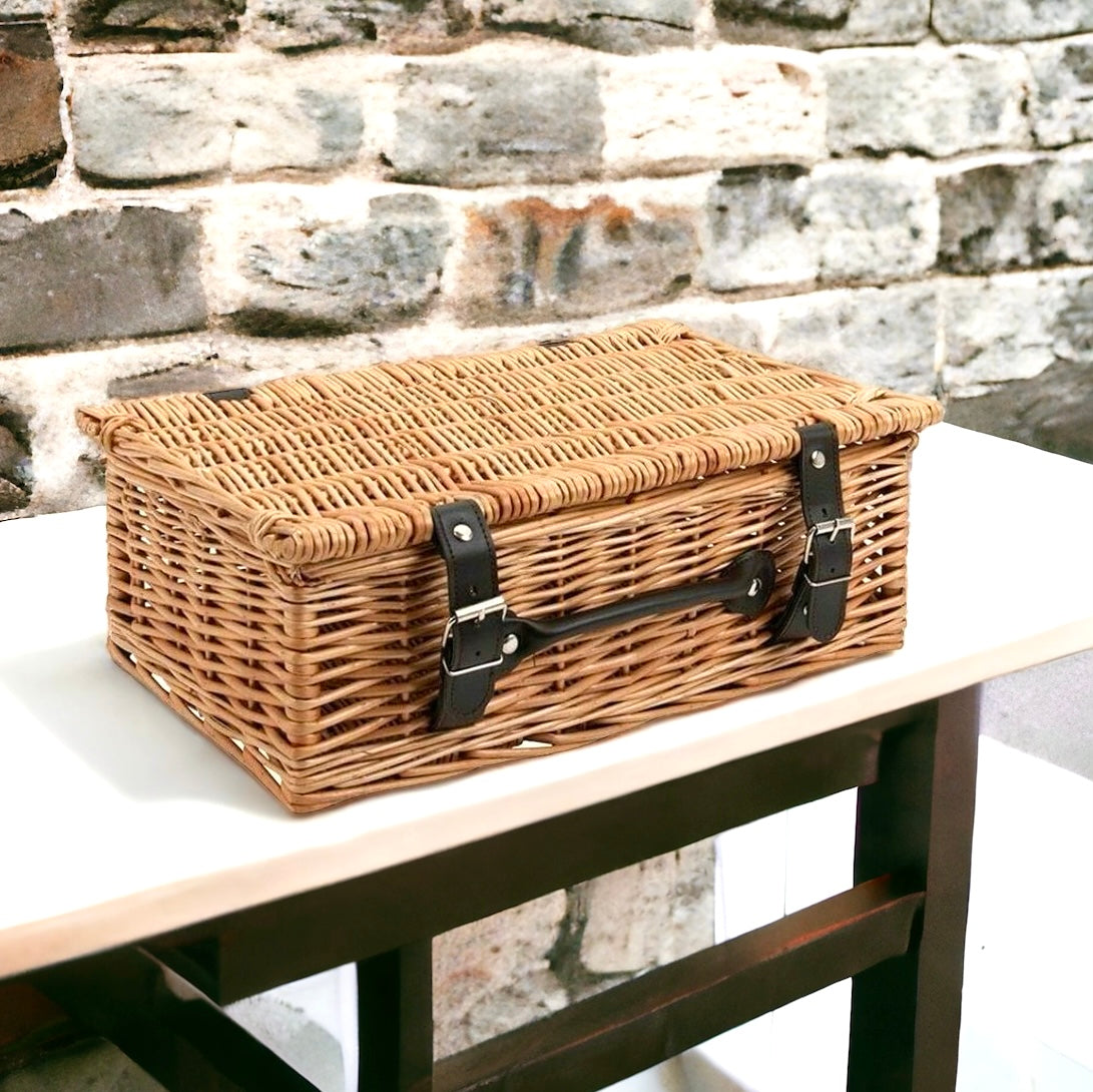 Natural Wicker Hamper - Medium