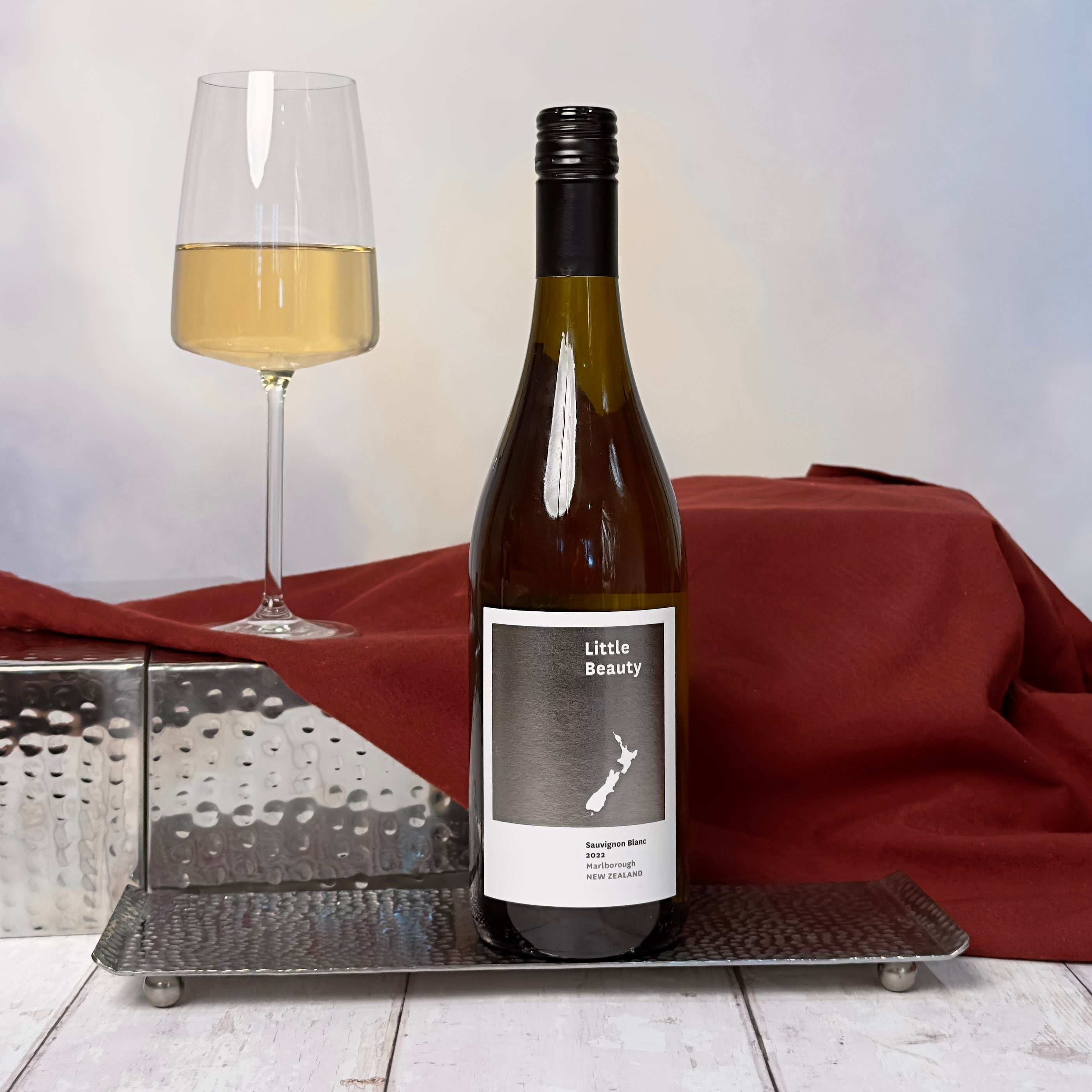 Little Beauty Sauvignon Blanc & Chocs White Wine Gift Box