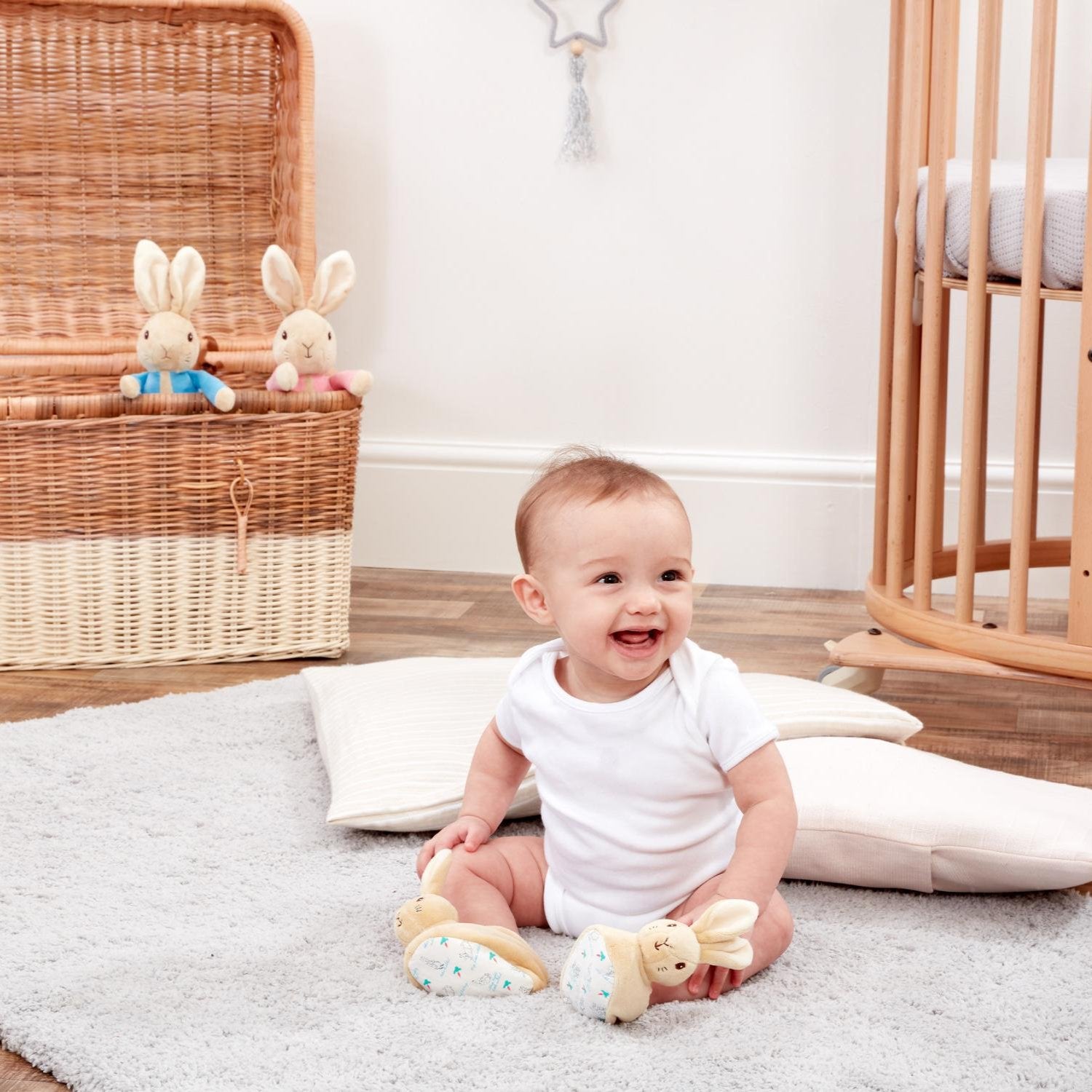 Peter Rabbit First Booties Set