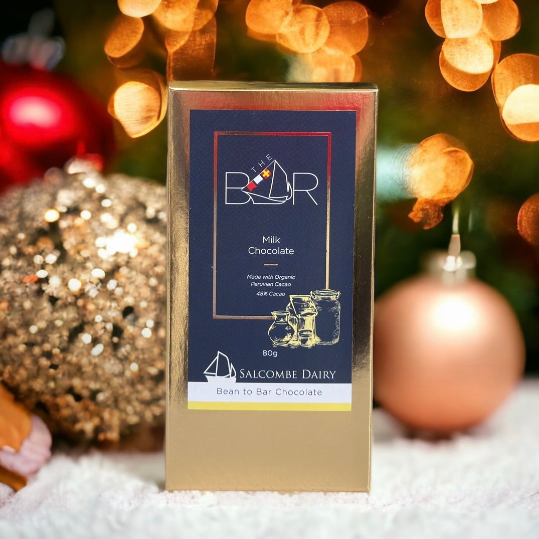 The Merry and Bright Christmas Wine Gift Hamper