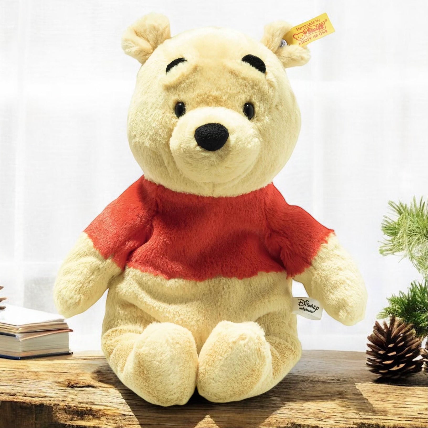 Steiff Soft Cuddly Friends Disney Originals Winnie the Pooh