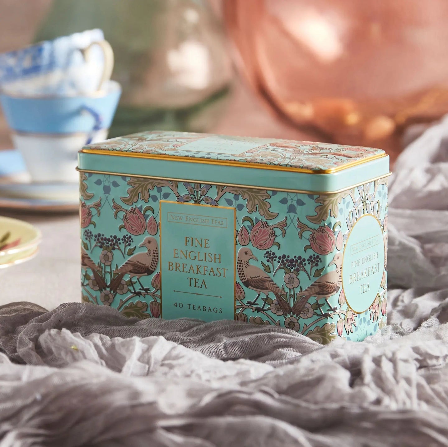 The Song Thrush Classic Tea Tin - Mint Green with 40 English Breakfast Teabags