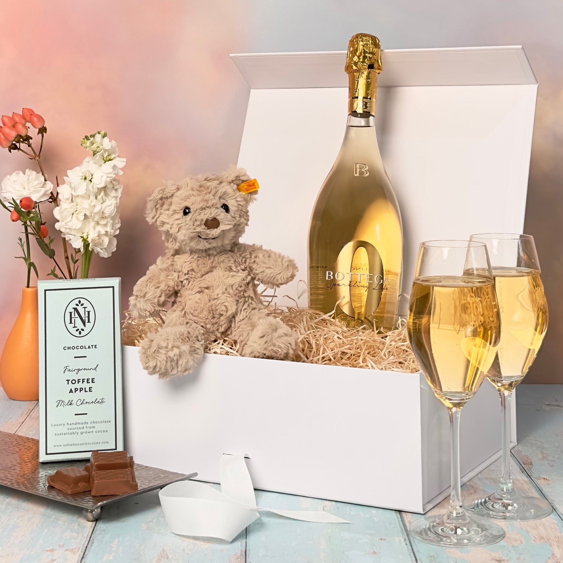 New Baby and Parent Hamper: Steiff Teddy, Chocs and Bubbles