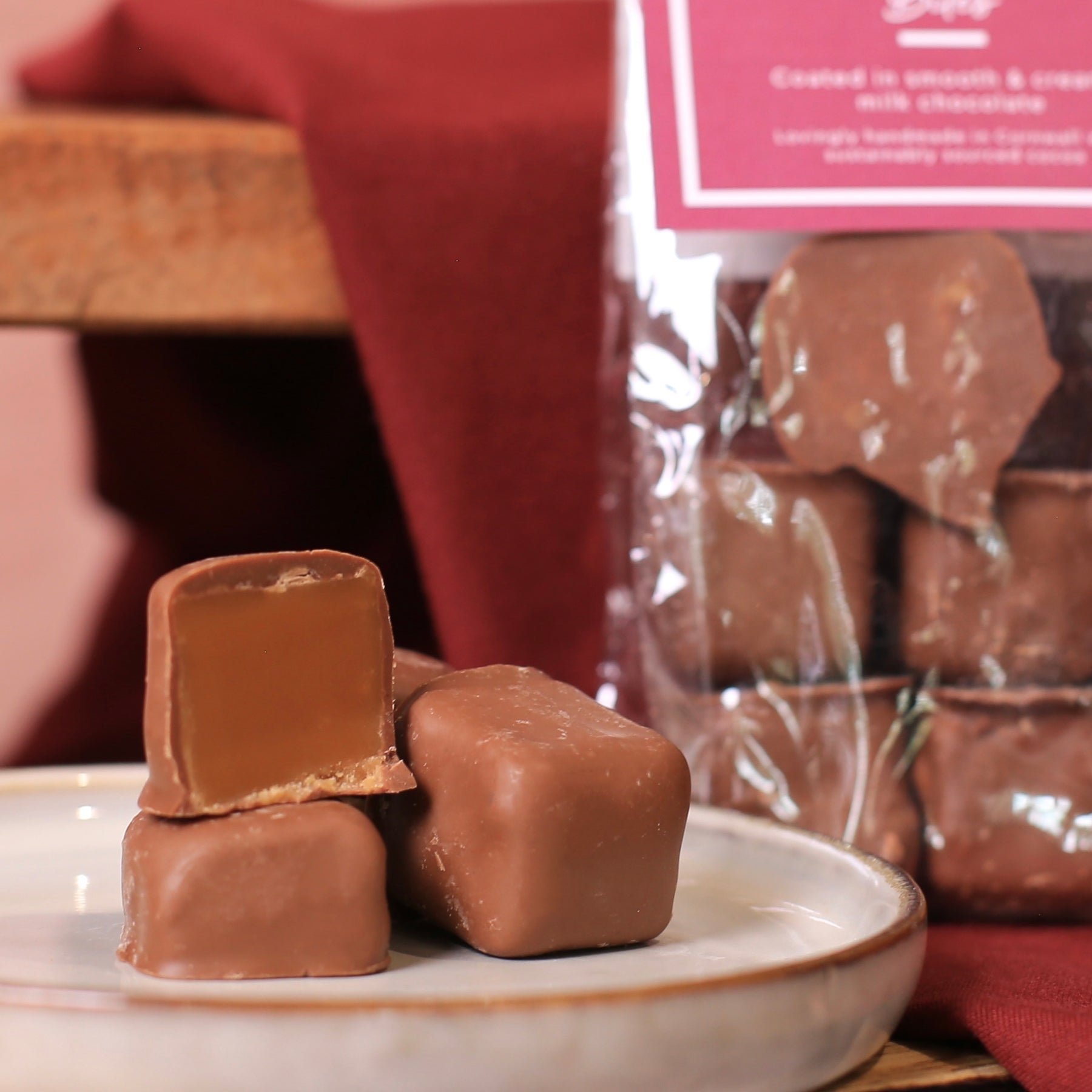 Milk Chocolate Coated Fudge Bites: Clotted Cream